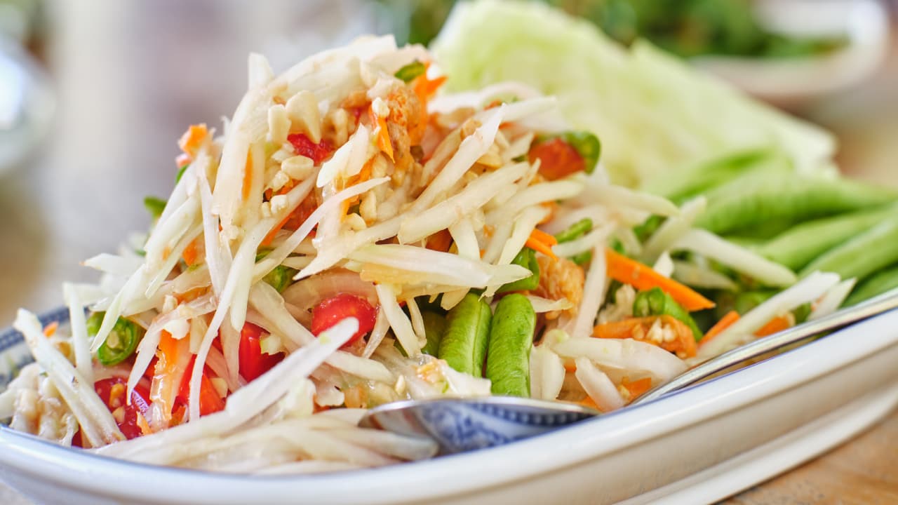 Apple and Papaya Salad