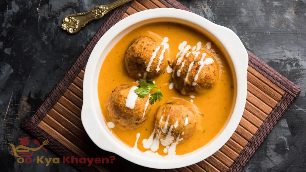 Besan-Paneer Kofta Curry