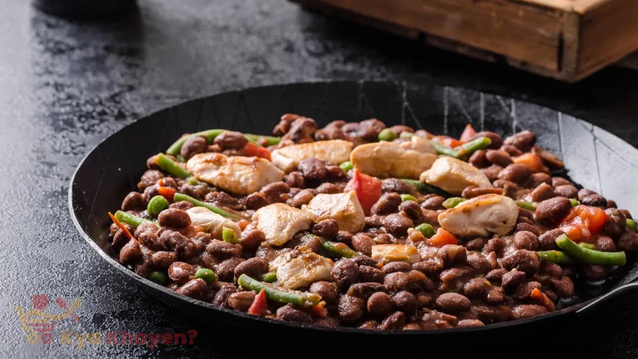 Boneless Chicken with Baked Beans