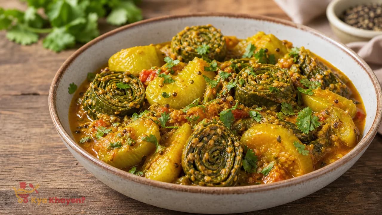 Turiya Patra Nu Shaak (Ridge Gourd and Patra Curry)