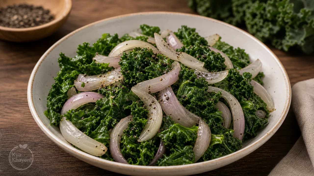 Steamed Onions-Kale Salad